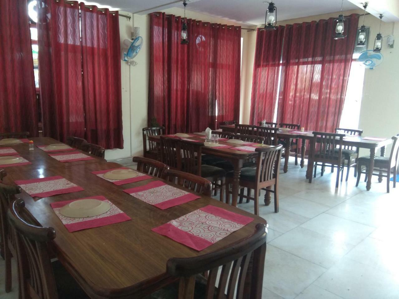 Raj Laxmi Bhawan Hotel Rishikesh Bagian luar foto