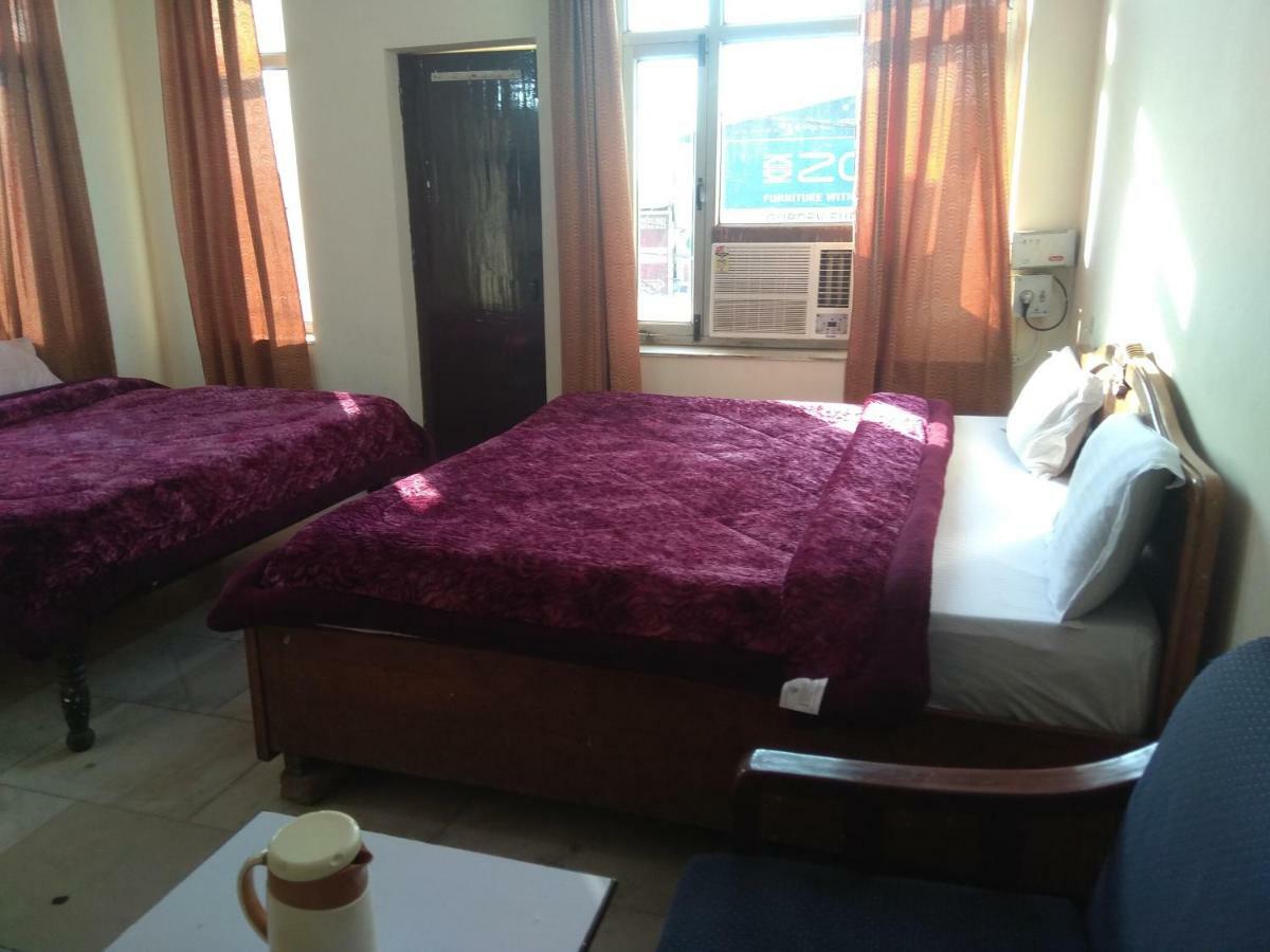 Raj Laxmi Bhawan Hotel Rishikesh Bagian luar foto