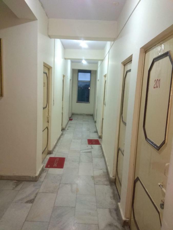 Raj Laxmi Bhawan Hotel Rishikesh Bagian luar foto