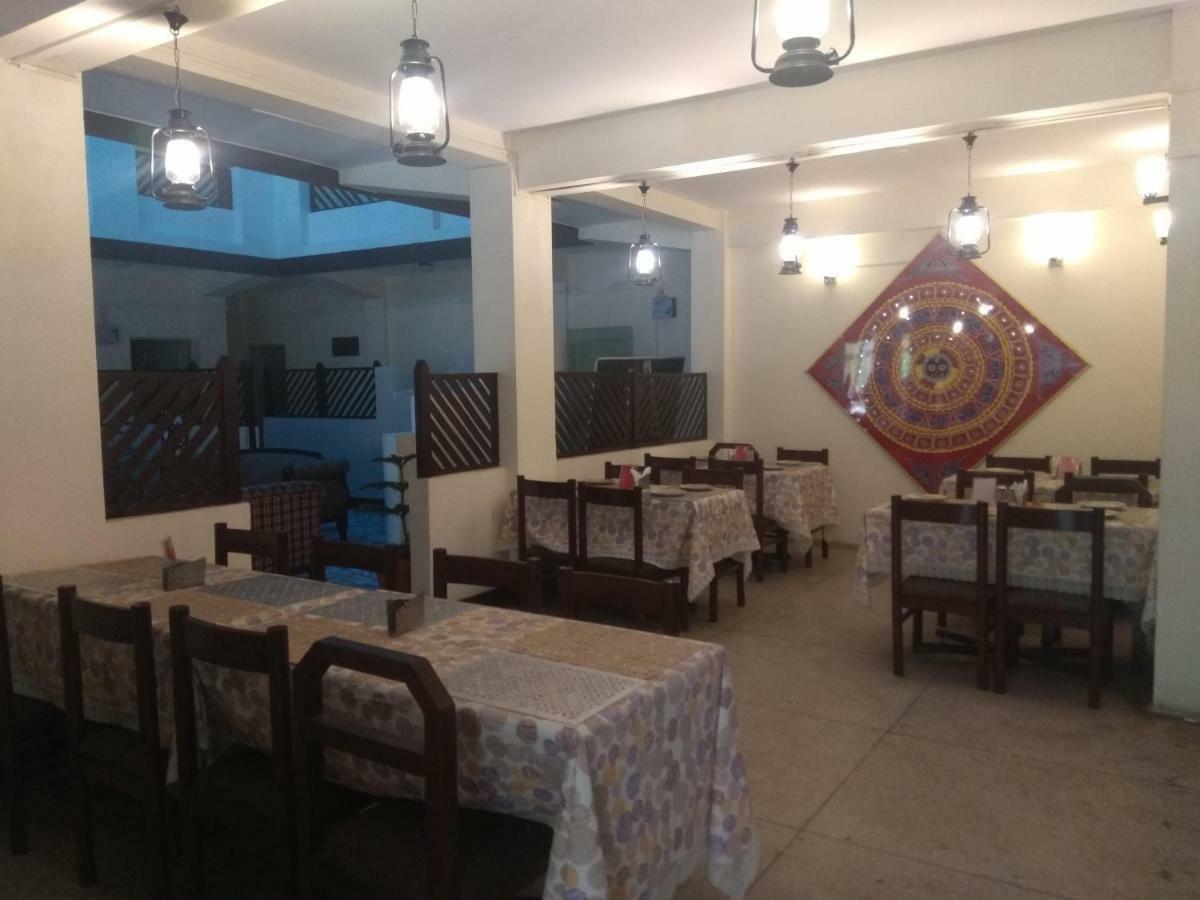 Raj Laxmi Bhawan Hotel Rishikesh Bagian luar foto